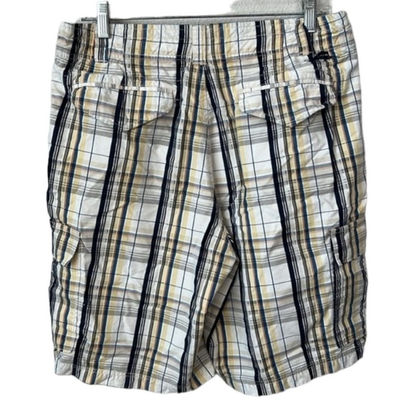 Tommy Bahama Plaid Cargo Style Shorts Size 33 - Picture 2 of 10